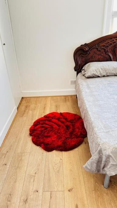 3 Bed House East London Home エクステリア 写真