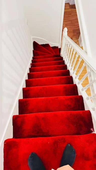 3 Bed House East London Home エクステリア 写真